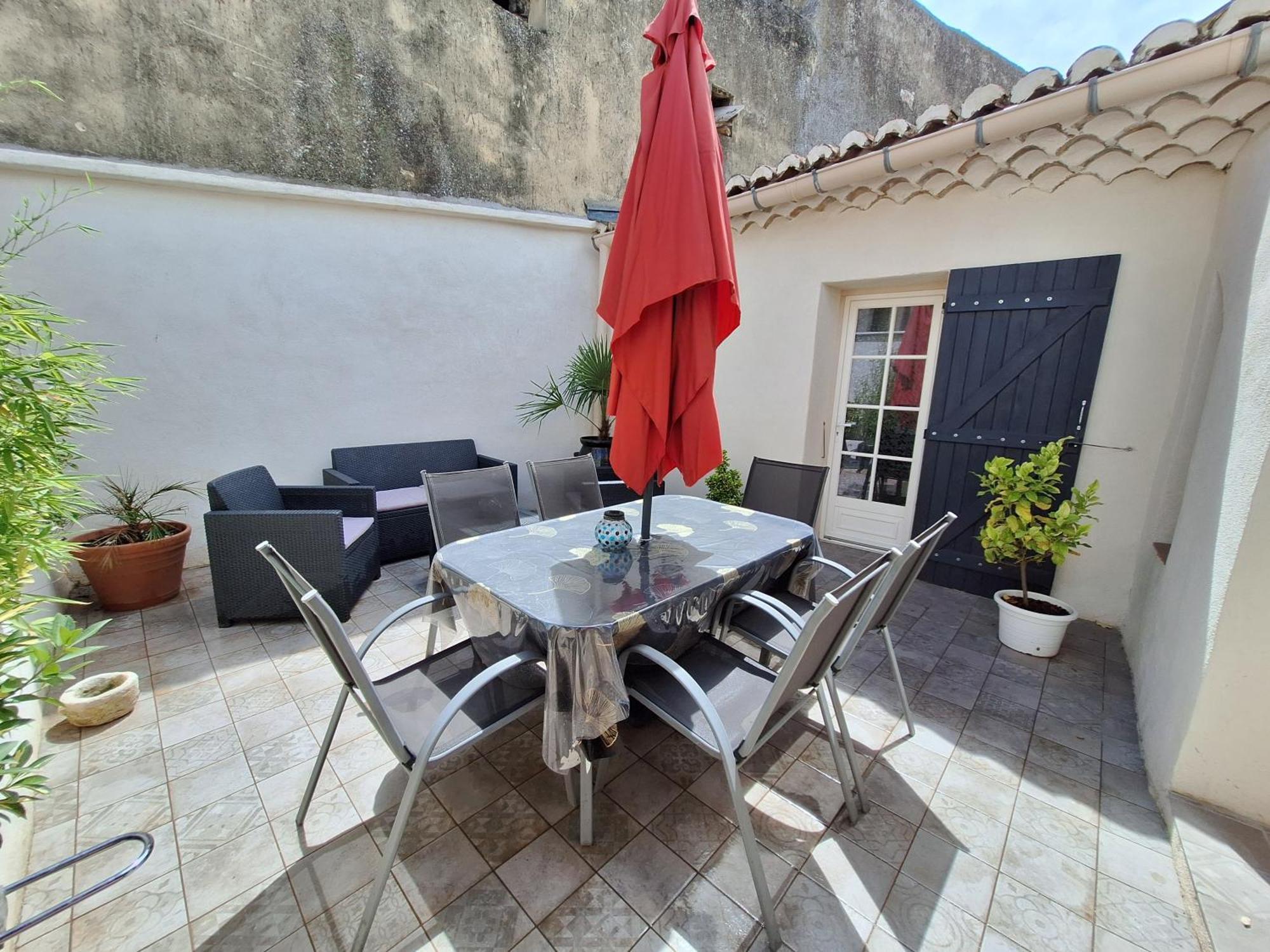 La Bonbonniere Gite De Charme Avec Jacuzzi Malaucene Luaran gambar