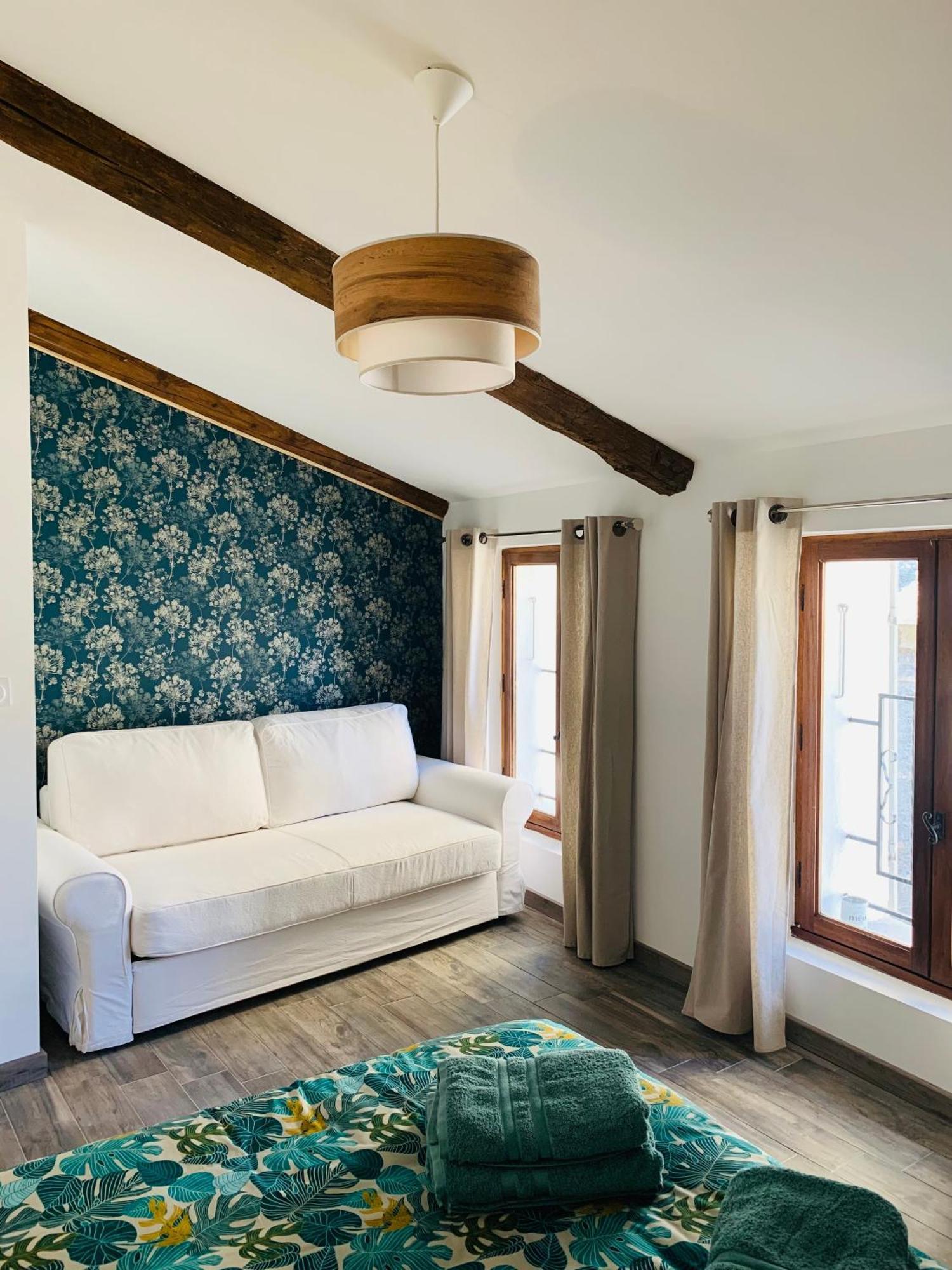 La Bonbonniere Gite De Charme Avec Jacuzzi Malaucene Luaran gambar